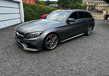 Mercedes-Benz C 63 AMG Mercedes C 63 S AMG T MB-100