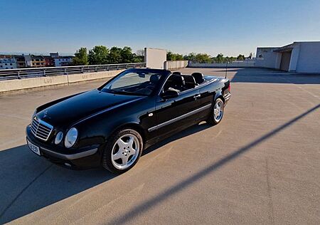 Mercedes-Benz CLK 230 KOMPRESSOR ELEGANCE Elegance