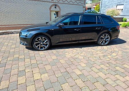 Skoda Superb 2.0 TSI 206kW DSG 4x4 SportLine Combi...