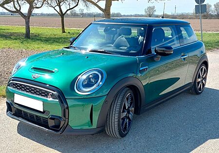 Mini Cooper S | HUD | Panorama | LED | Garantie