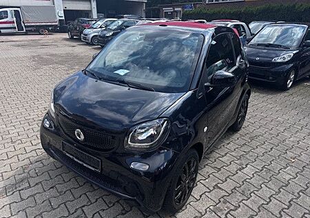Smart ForTwo Cabrio, SHZ, Navi, Alu/Allwetter, TÜV Neu