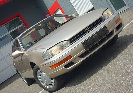 Toyota Camry 3.0 GX V6 Auto neuwertig
