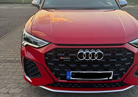 Audi RS Q3 RSQ3 2.5 TFSI S tronic quattro -