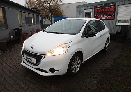 Peugeot 208 Access,Klima,EFH,Allwetterreifen.