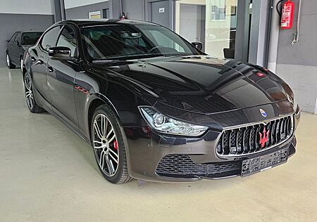 Maserati Ghibli S Q4+ Navi+Kamera +El.Memorysitze