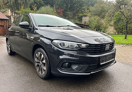 Fiat Tipo City Life / Klima / Kamera / Navi