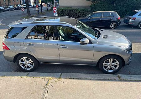 Mercedes-Benz ML 350 BlueTEC 4MATIC -