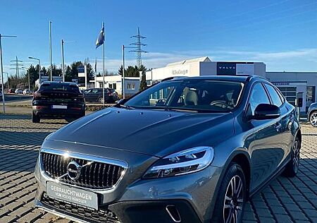 Volvo V40 Cross Country Plus