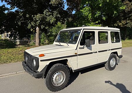 Mercedes-Benz G 300 lang Diesel TüV&H-Kennzeichen
