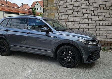 VW Tiguan Allspace Volkswagen R 2.0 TSI OPF 140kW DSG 4MOTIO..