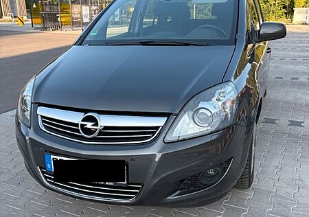 Opel Zafira 1.7 CDTI ecoFLEX 81kW Family Plus Fam...