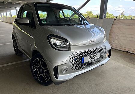 Smart ForTwo EQ PULSE GARANTIE*NAV*APP*PANO*LED*KAMERA