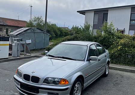 BMW 318i - TUV bis 06/27
