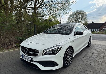Mercedes-Benz CLA 220 d 4MATIC DCT -AMG Line Edition