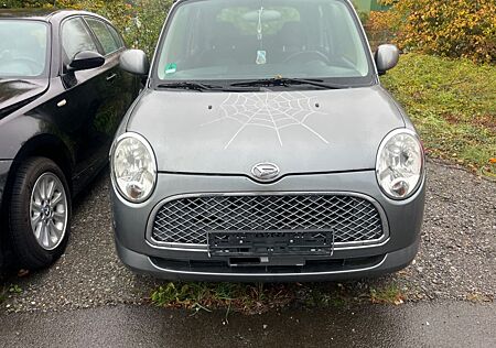 Daihatsu Trevis Basis