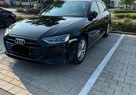 Audi A4 35 TDI S tronic Avant