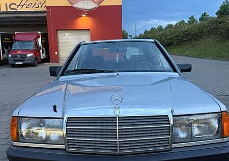 Mercedes-Benz 190