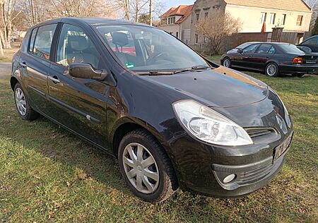 Renault Clio - 1,4 Dinamique, Klima