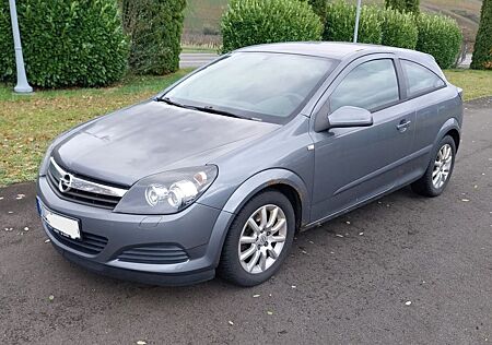 Opel Astra GTC 1.9 CDTI Sport 110kW Sport