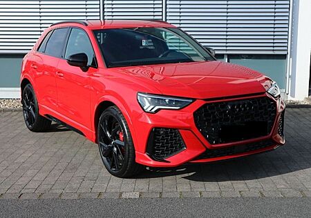 Audi RS Q3 2.5 TFSI quattro 400 PS B&O ACC AHK LED