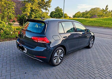 VW Golf Volkswagen e- CSS, PDC, Navigation