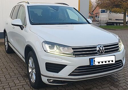 VW Touareg Volkswagen 3.0 V6 TDI SCR Exclusive BMT Terrain...