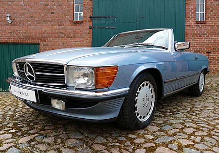 Mercedes-Benz SL 300 300 SL R107 deutsches Fahrzeug 120.523 Km