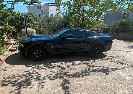 Ford Mustang V6 2012 309 PS. Coupe