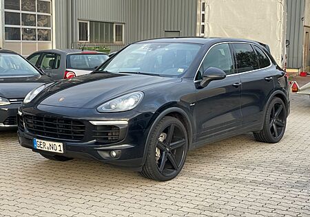 Porsche Cayenne S Diesel / Bose / 22" / 2.Hd