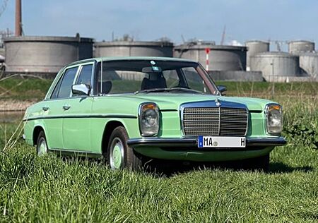 Mercedes-Benz 200 W115 Strich 8 200D | H-Abnahme