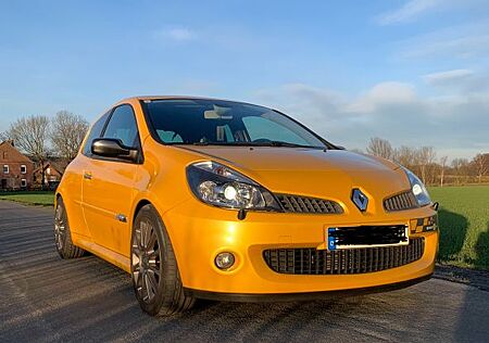 Renault Clio Sport F1-Team R27 Sport...