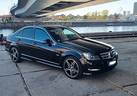 Mercedes-Benz C 350 CDI BlueEFFICIENCY AVANTGARDE