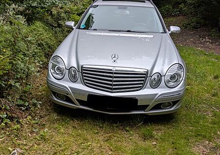 Mercedes-Benz E 220 CDI