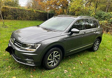 VW Tiguan Volkswagen 2.0 TSI DSG 4MOTION SOUND