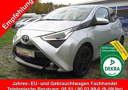 Toyota Aygo (X) Aygo (X) 1,0-l-VVT-i x