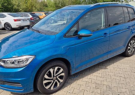 VW Touran Volkswagen 2.0 TDI DSG ACTIVE 7 Sitzplätze