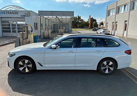 BMW 520d Touring Mild Hybrid Unfallfrei