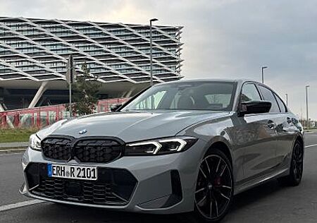 BMW 340 M340i xDrive Auto -