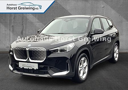 BMW iX1 30 xDrive AHK Parkas 360°HUD Driving Assist
