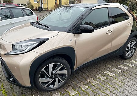 Toyota Aygo (X) Aygo (X) 1.0-l-VVT-i S-CVT Explore