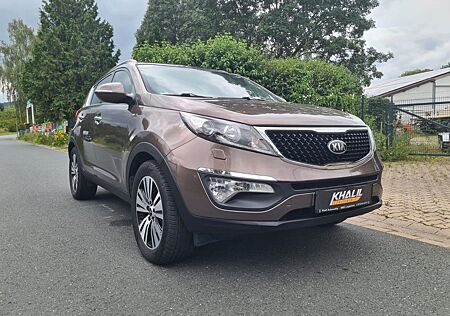 Kia Sportage Spirit 4WD* Navi* Kamera* Pano* SHZ*AHK