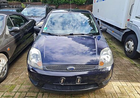 Ford Fiesta 1,3 TÜV-NEU!!!!