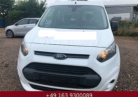 Ford Tourneo Connect 1.5 EcoBlue Titanium AUTOM NAVI