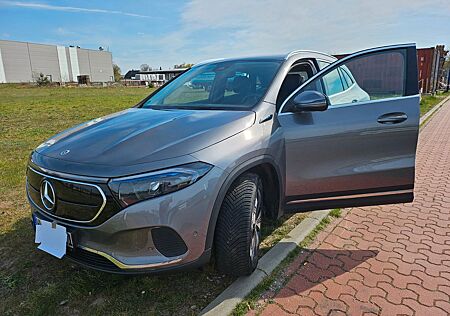 Mercedes-Benz EQA 250 -
