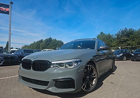 BMW M550 d Touring xDrive*PANO*360 KAMERA*HEAD-UP*