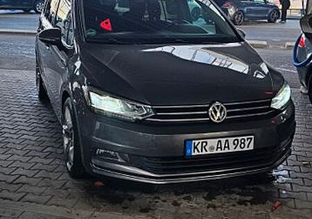 VW Touran Volkswagen 2.0 TDI SCR DSG Highline Highline