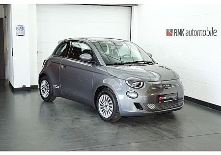 Fiat 500E Action Carplay Android Sitzheizung