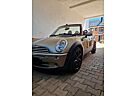 Mini Cooper Cabrio Sidewalk