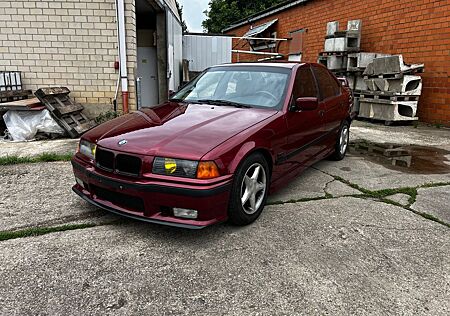 BMW 323iA E36