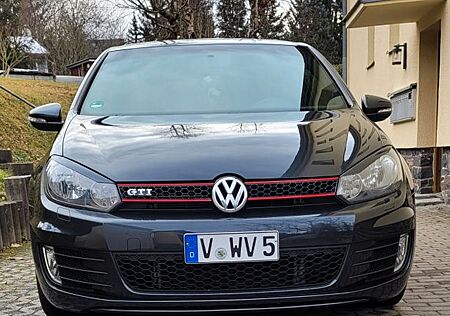 VW Golf Volkswagen 2.0 TSI GTI GTI